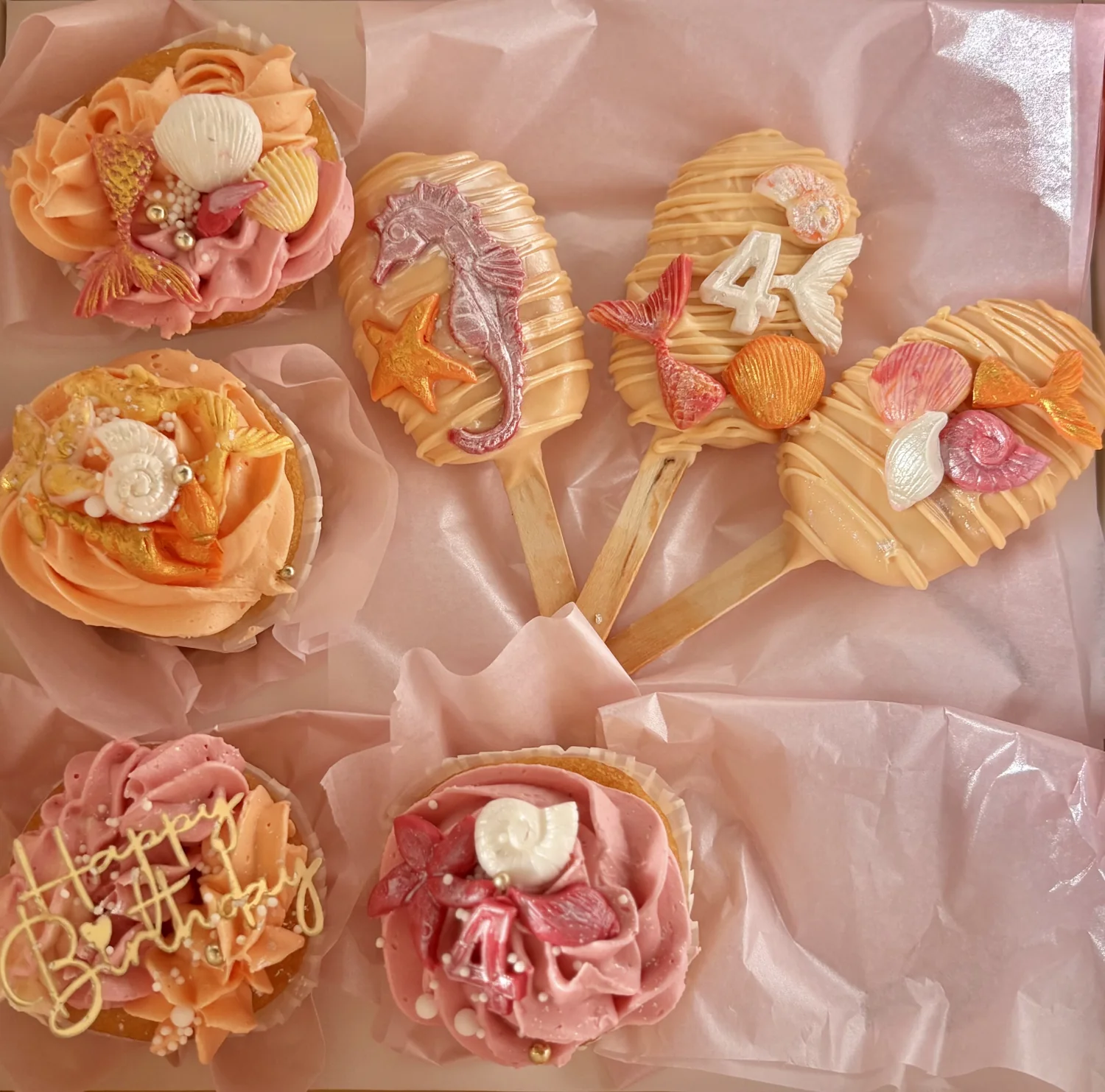 Handgemaakte cakesicles van Baked by Kirsten